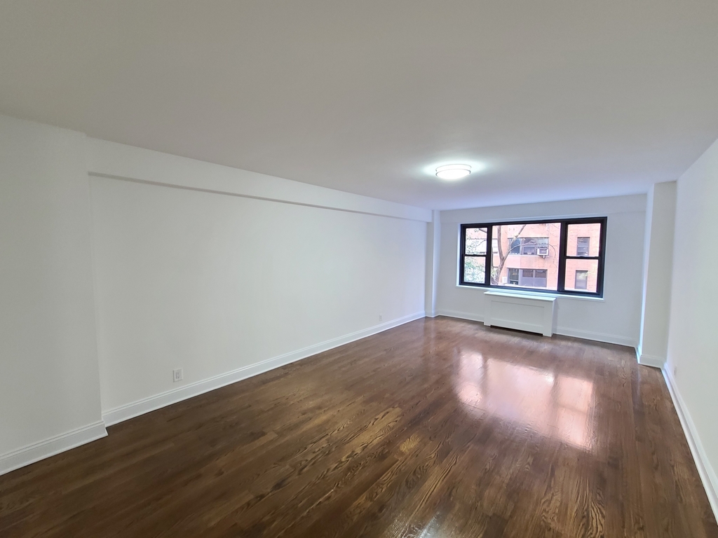 405 East 56th Street - Photo 0