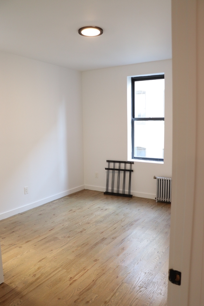 700 West 175th Street - Photo 4