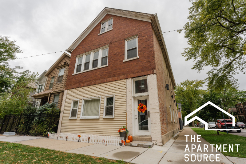 2958 N Hoyne Ave - Photo 16