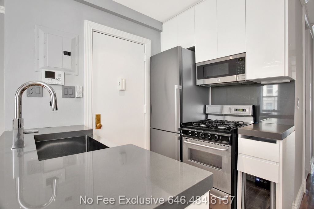 529 East 6th Street, #2D-3D - Photo 7