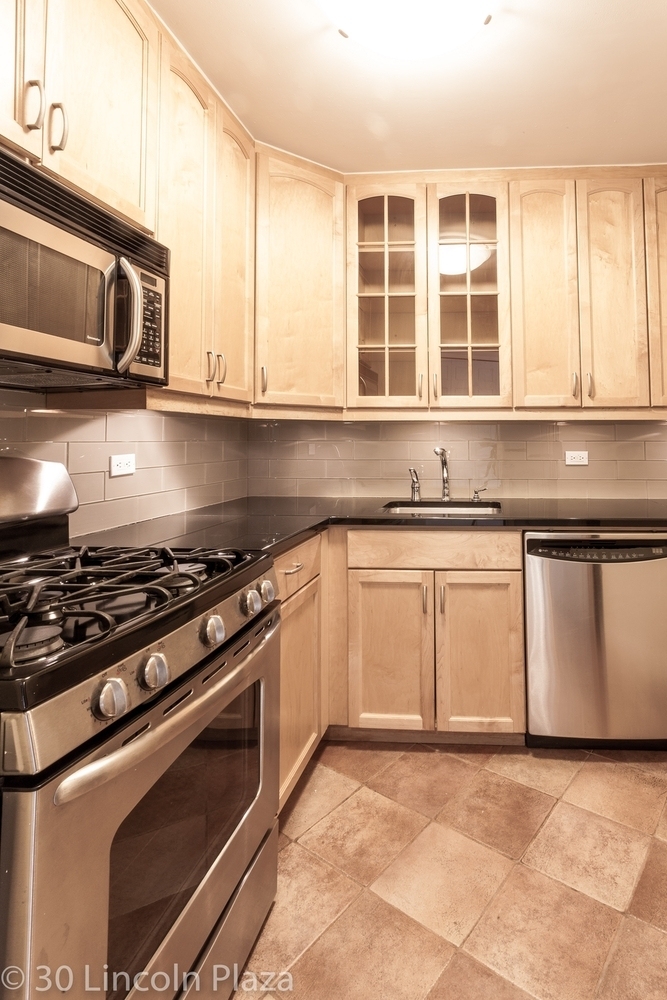 30 west 63th street - Photo 4