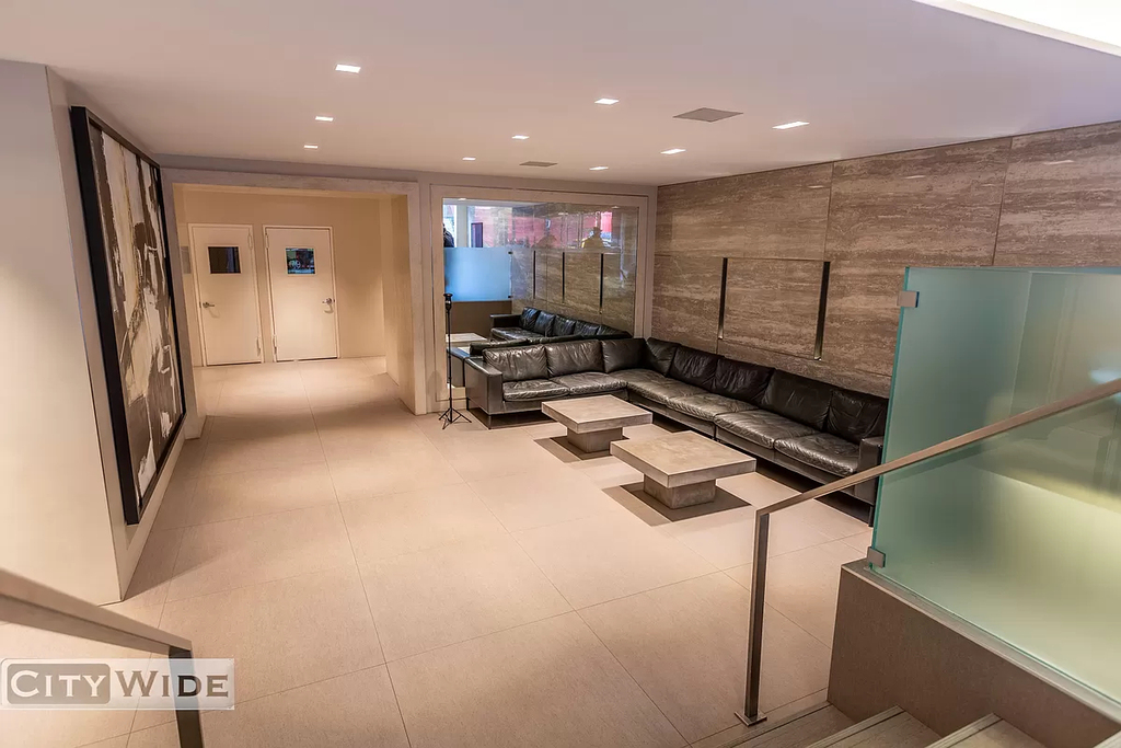 240 East 82nd Street - Photo 5