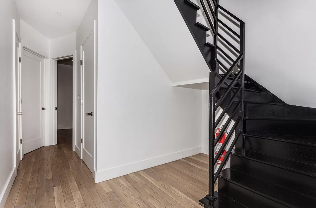 149 Rivington Street - Photo 2