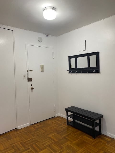 155 East 38th Street - Photo 3