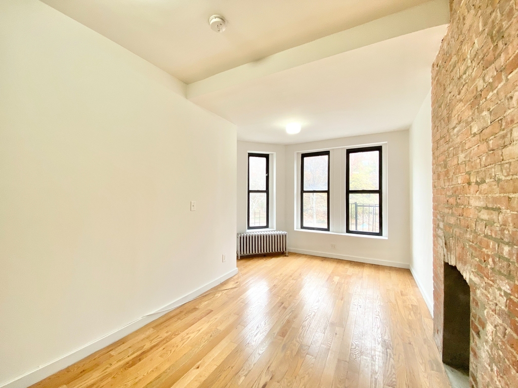 440 St Nicholas Avenue - Photo 1