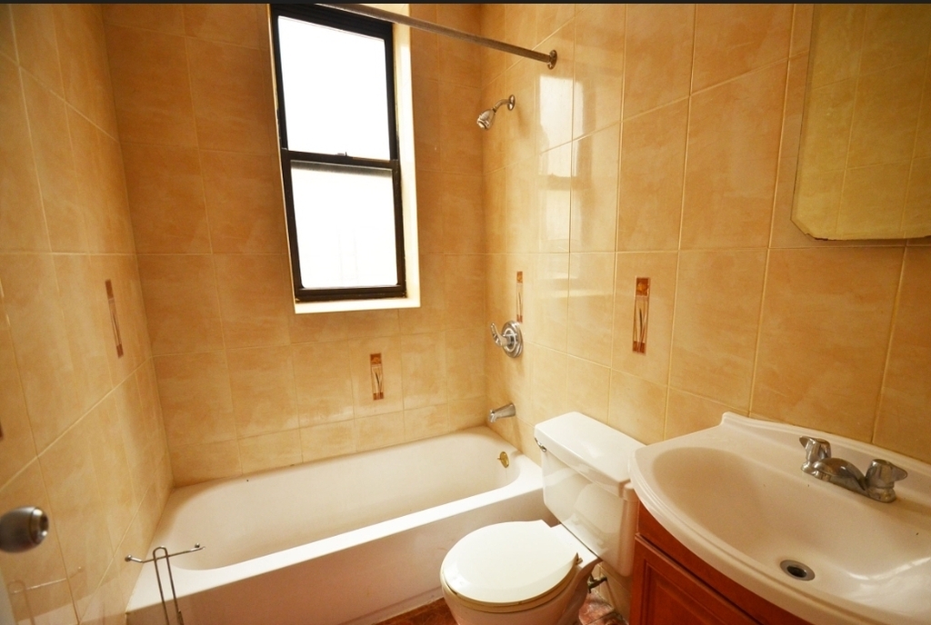 521 West 180th Street - Photo 5