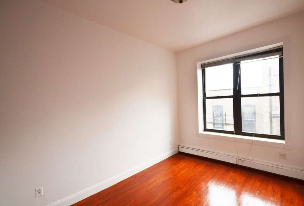 521 West 180th Street - Photo 3