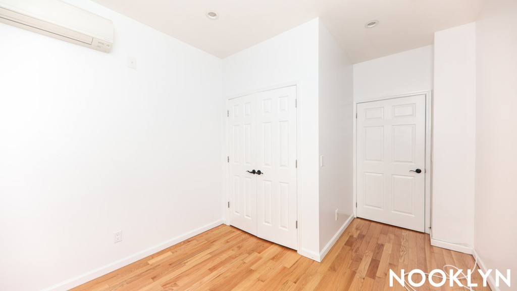 481 Washington Avenue - Photo 4