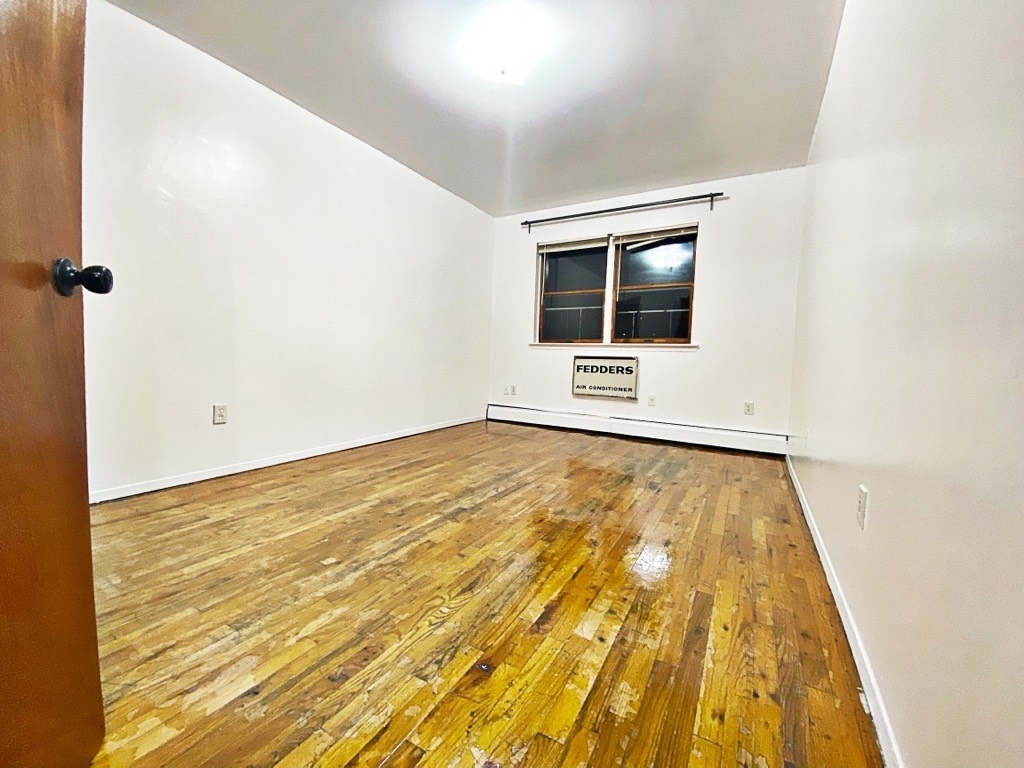 2309 West 12th Street - Photo 4