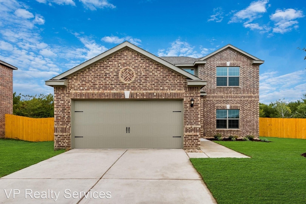 *** 318 Golden Sands Lane - Photo 0