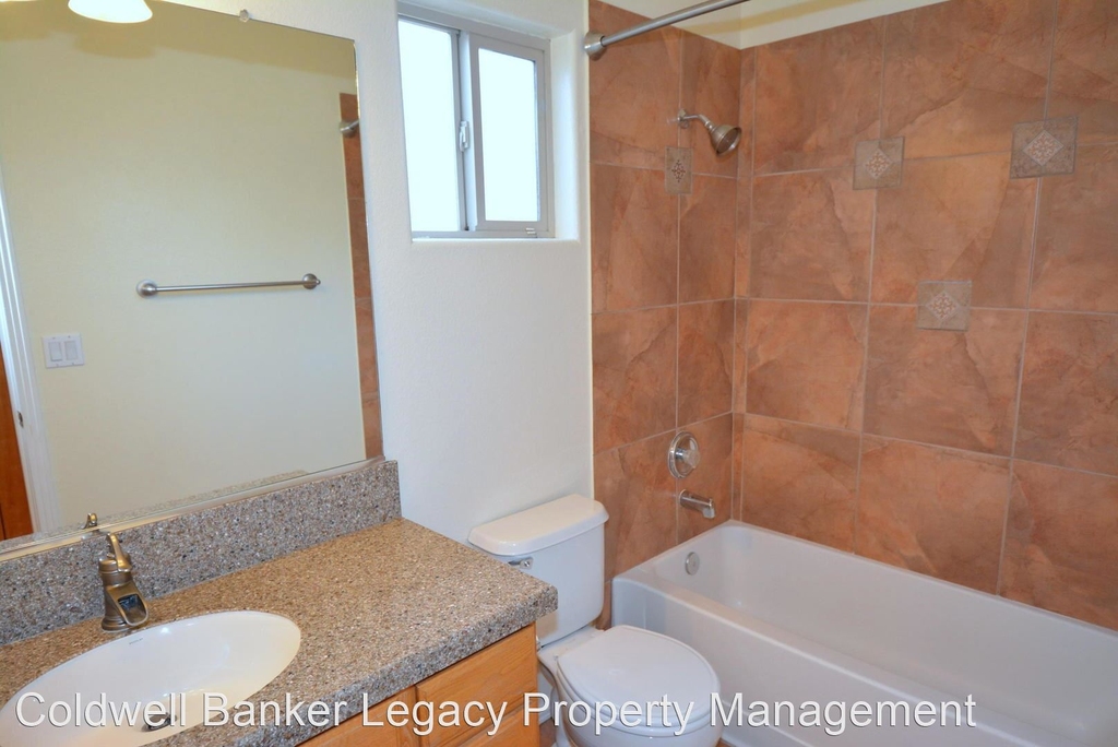 10133 Irbid Rd Ne - Photo 17