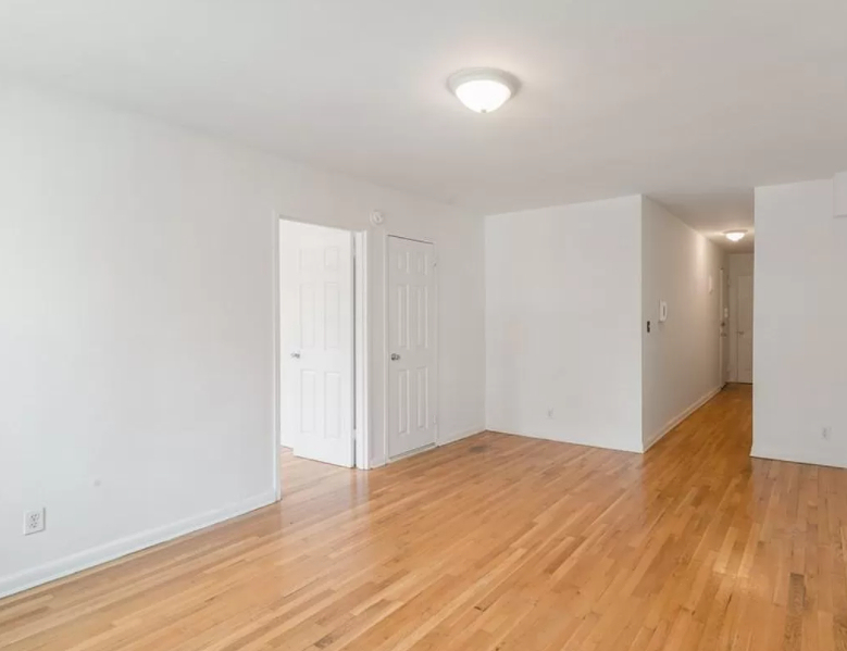 445 East 85th Street - Photo 1