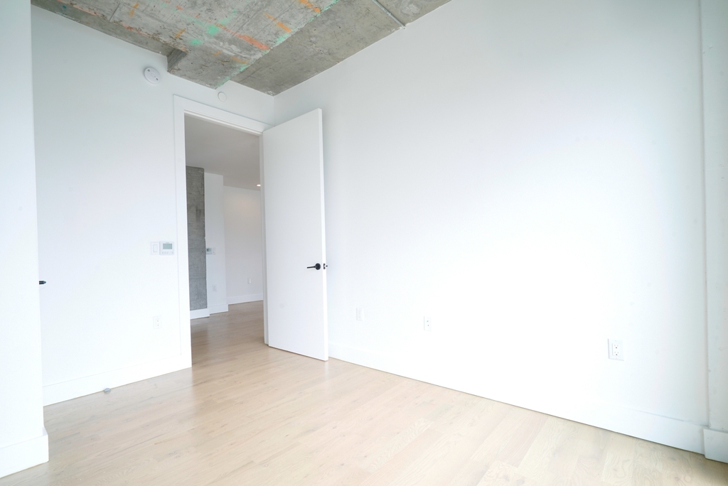 188 Humboldt Street - Photo 10