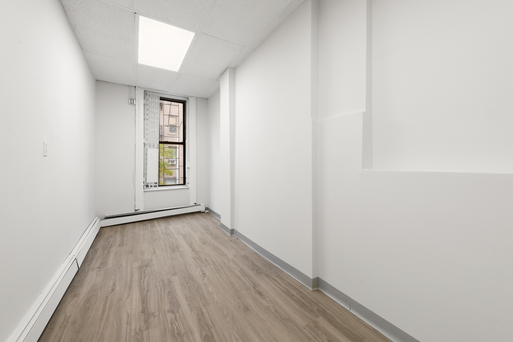 346 West 46th Street - Photo 1