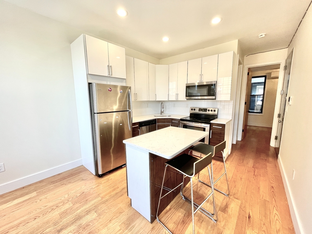 386 East 23rd Street - Photo 1