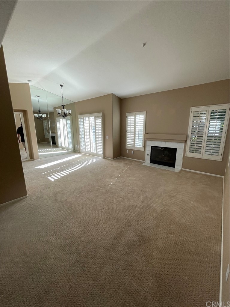 262 California Court - Photo 1