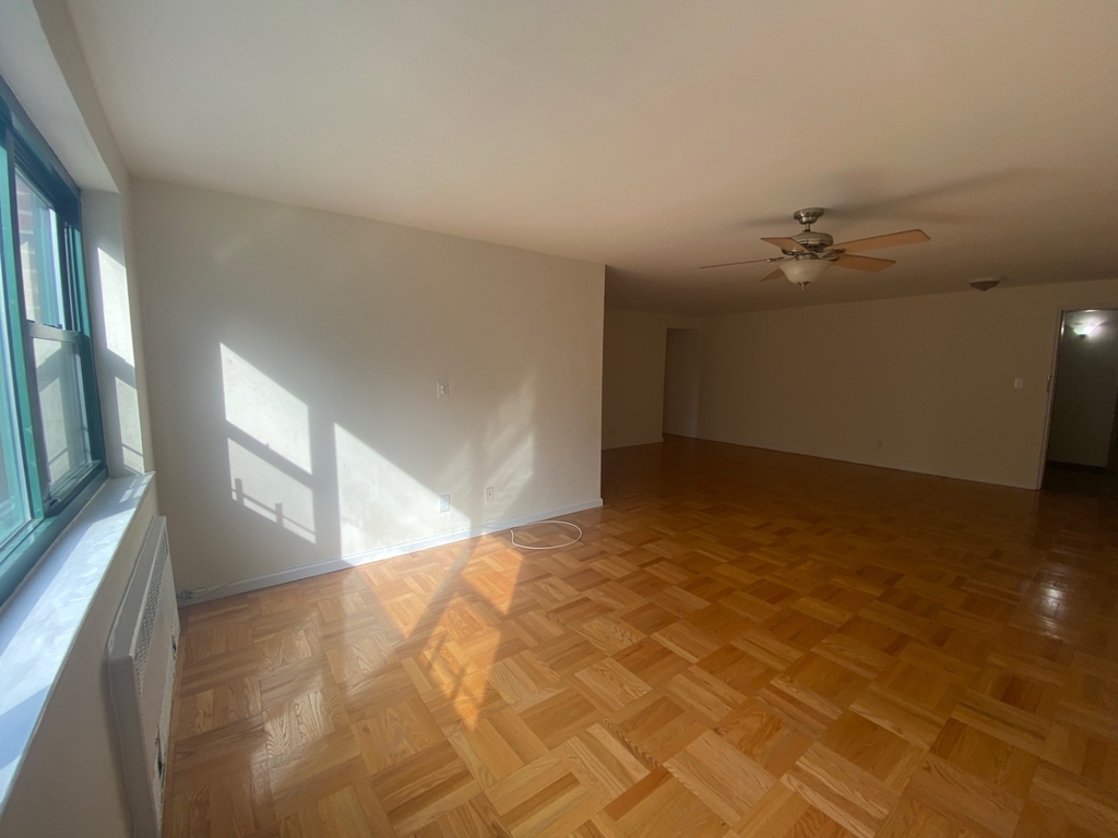 210 Atlantic Avenue - Photo 3