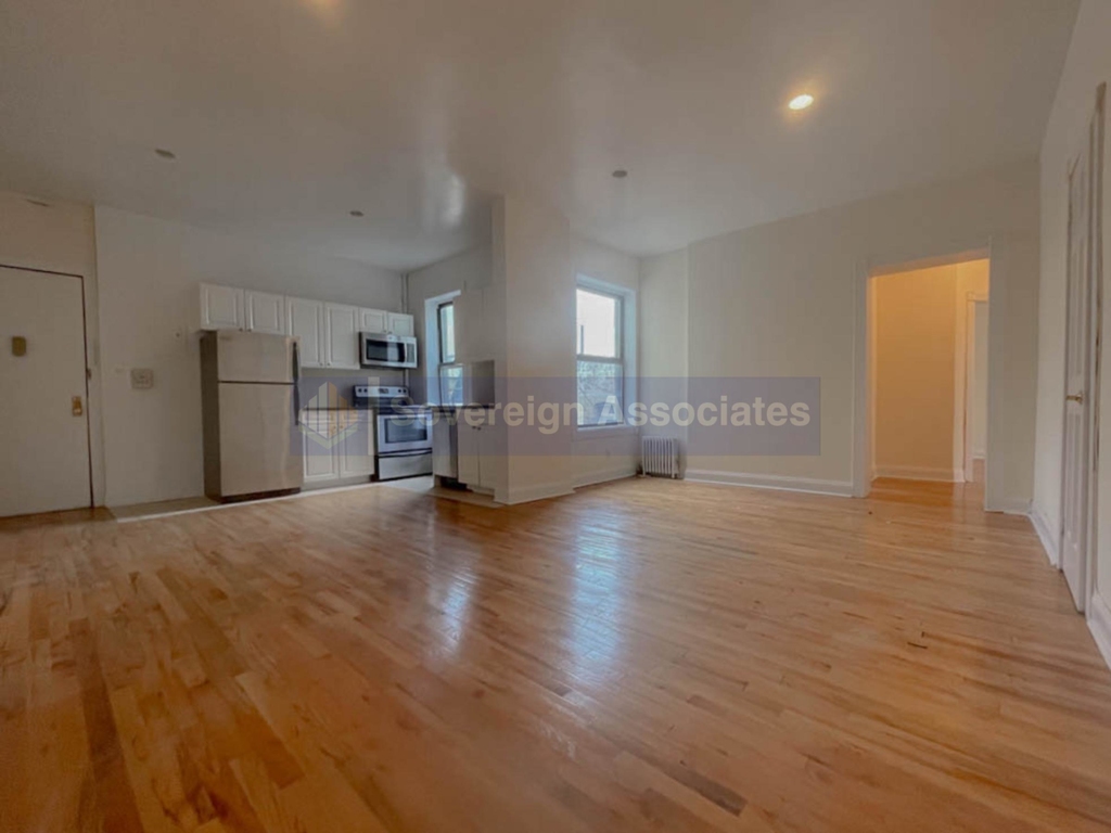 101 Audubon Avenue - Photo 1