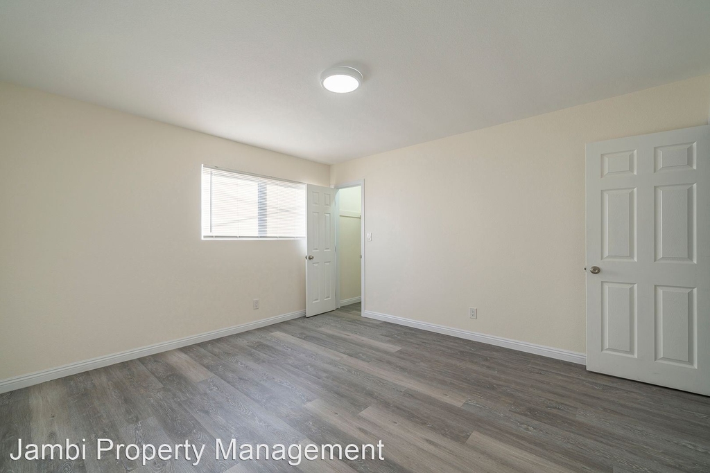 4729 West 152nd Street - Photo 14