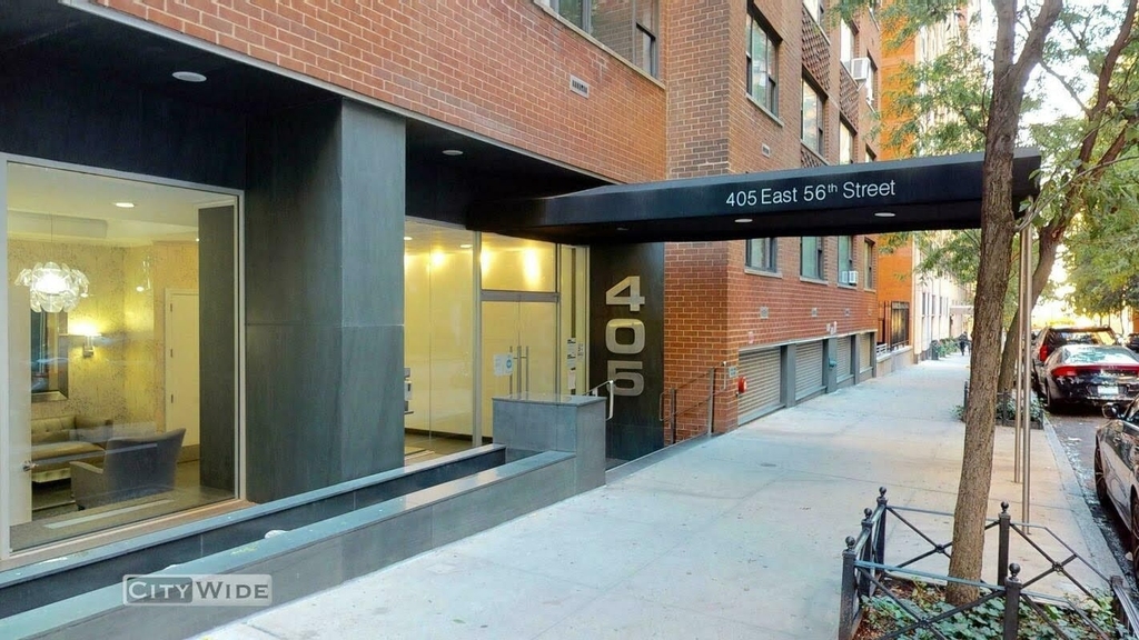 405 East 56th St - Photo 6