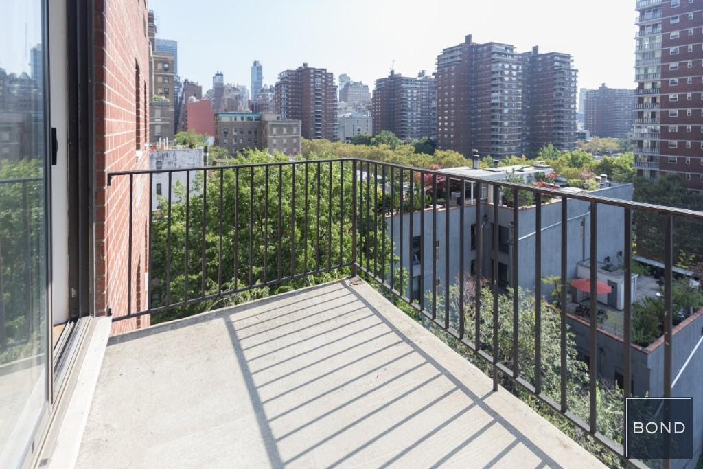 370 West 30th Street - Photo 6