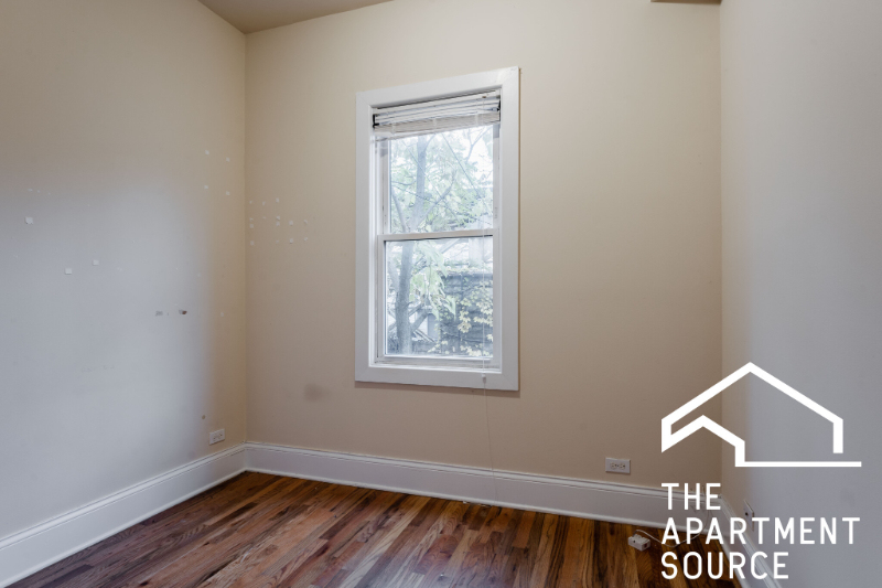 1314 W Roscoe St - Photo 5