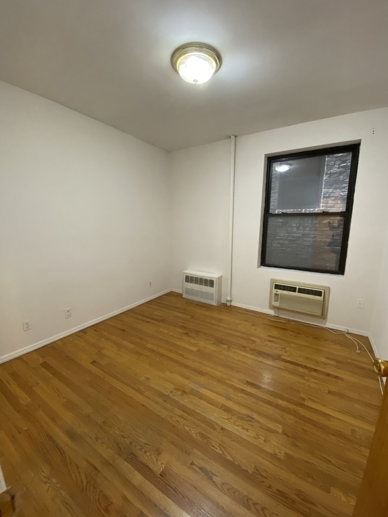 222 East 87th Street - Photo 6