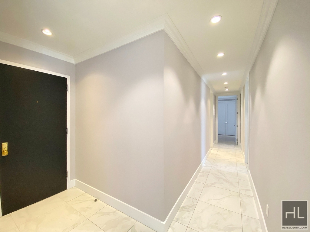 252 West 76 Street - Photo 2