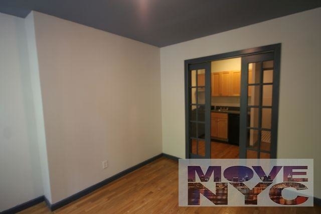 514 East 5th Street - Photo 3