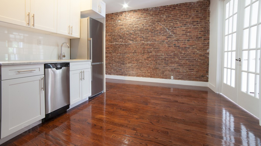 1486 Bedford Avenue - Photo 2