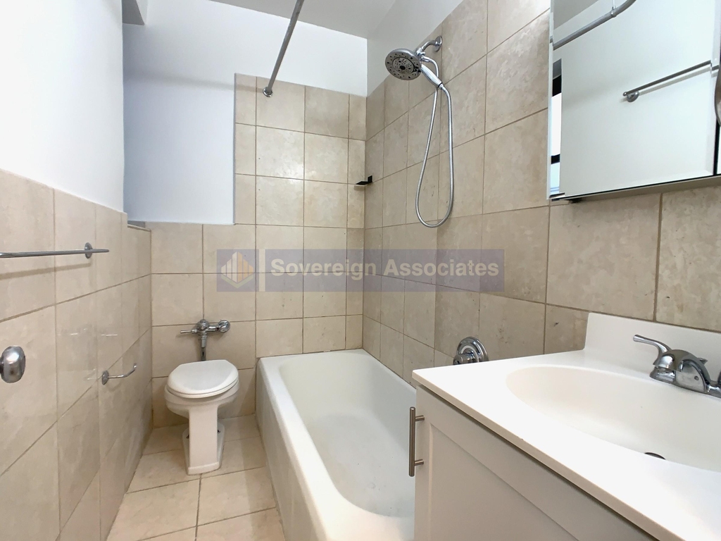 700 Fort Washington Avenue - Photo 4