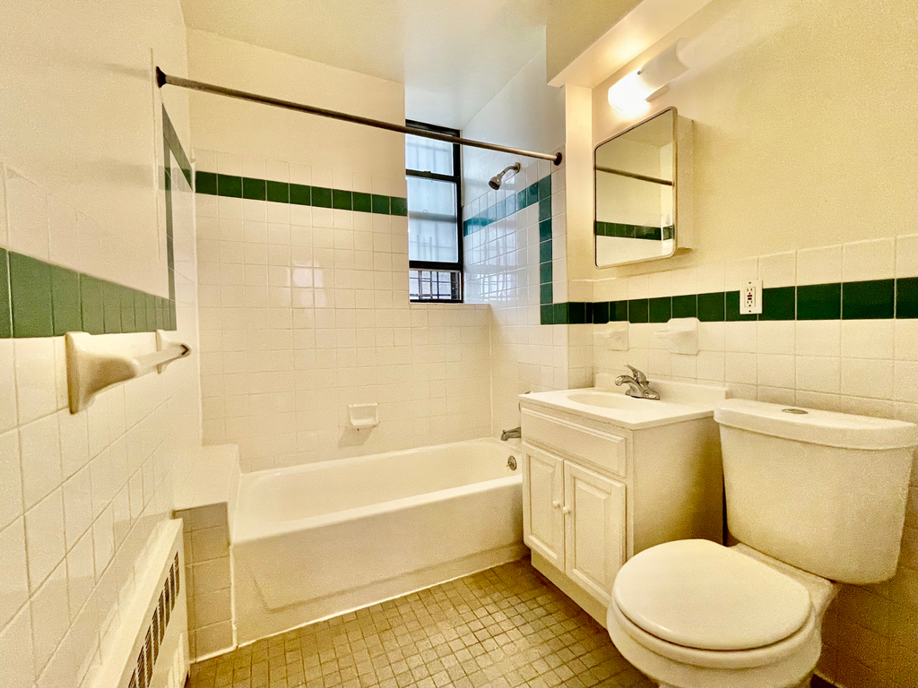 226 West 122nd Street - Photo 9