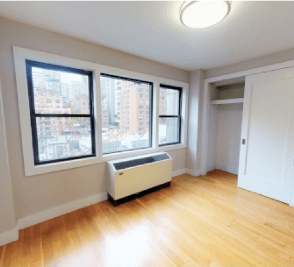 320 East 52nd Street - Photo 1