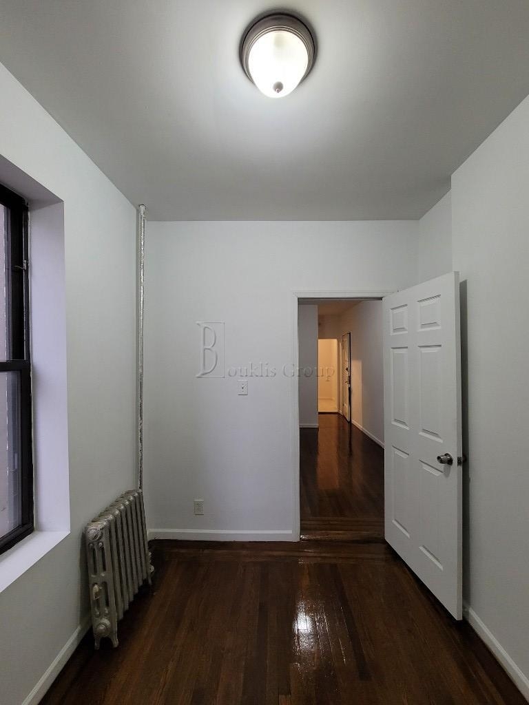 110-10 5th Avenue - Photo 2