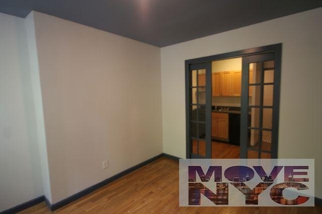 514 East 5th Street - Photo 3