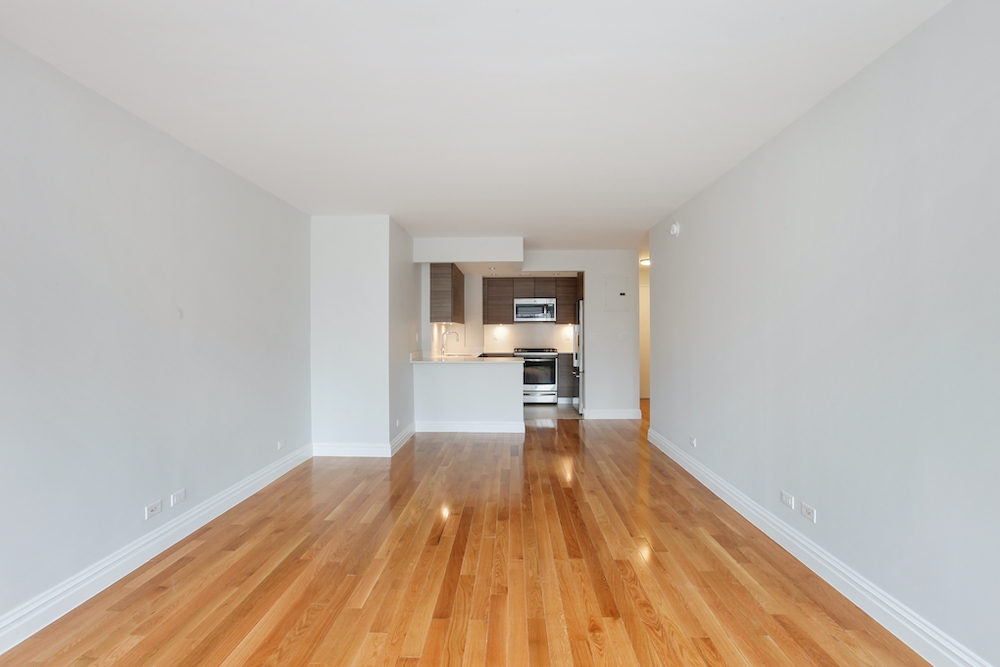 2 bed on East 65th Street - Photo 1