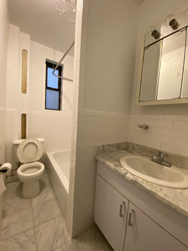 25 West 69th Street - Photo 9