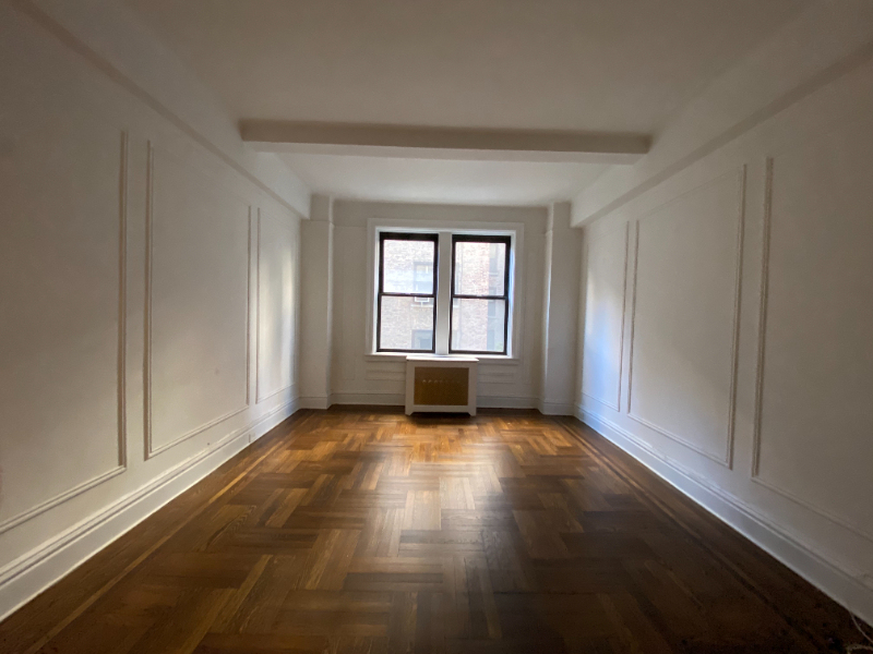 25 West 69th Street - Photo 3