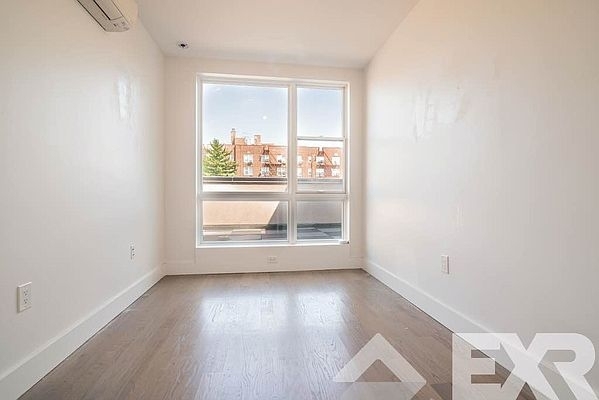 254 East 28th Street - Photo 5