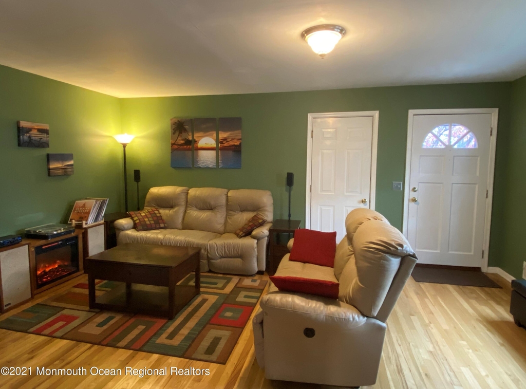 1409 L Street - Photo 3