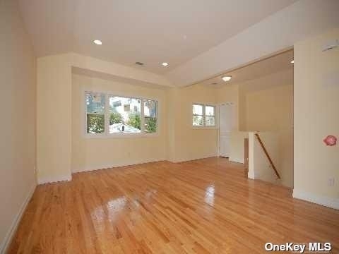 40 Mohegan Avenue - Photo 2