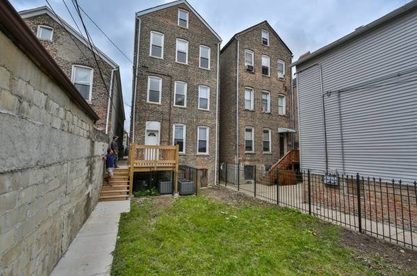1322 West 18th Place - Photo 4