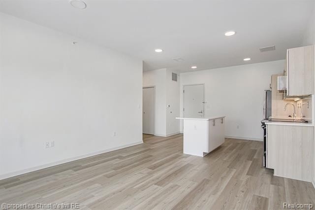 7410 Kercheval - Photo 28