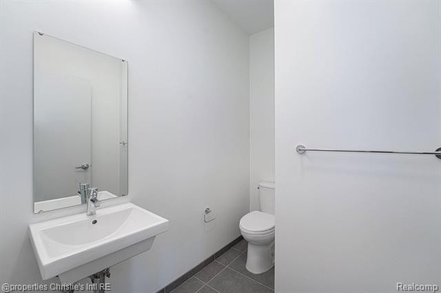 7410 Kercheval - Photo 17