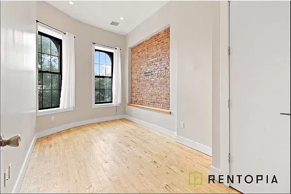 735 Bushwick Avenue - Photo 4