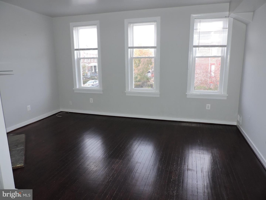 1601 A St Se #3 - Photo 6