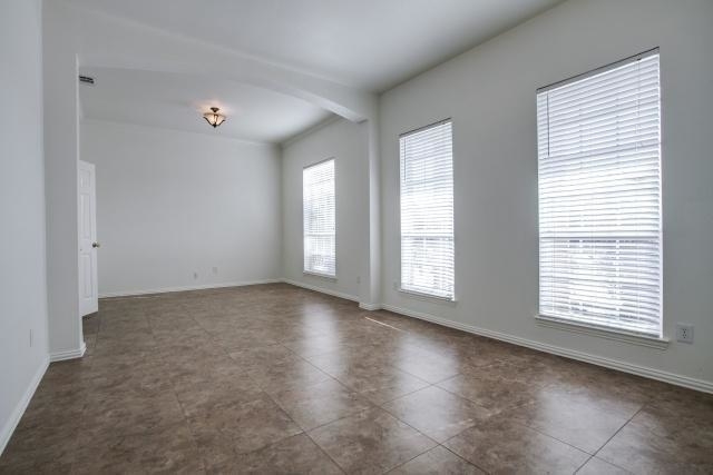 1656 Knoll Wood Court - Photo 3