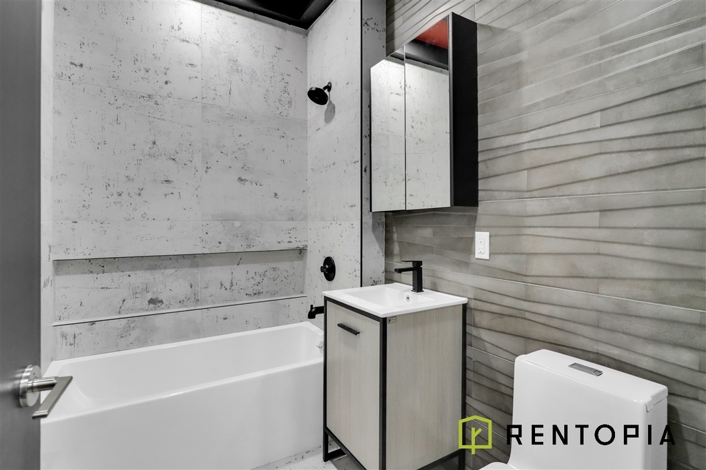 540 Driggs Avenue - Photo 5