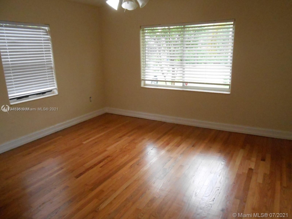 10753 Ne 3rd Ave - Photo 7