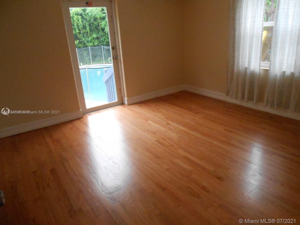 10753 Ne 3rd Ave - Photo 8